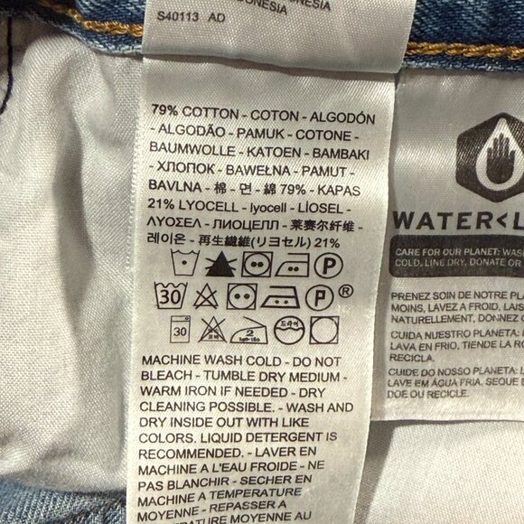 Levis Premium Big E Premium Jeans 33 x 30 Womens Blue NWT Loose Straight Denim - Picture 9 of 16